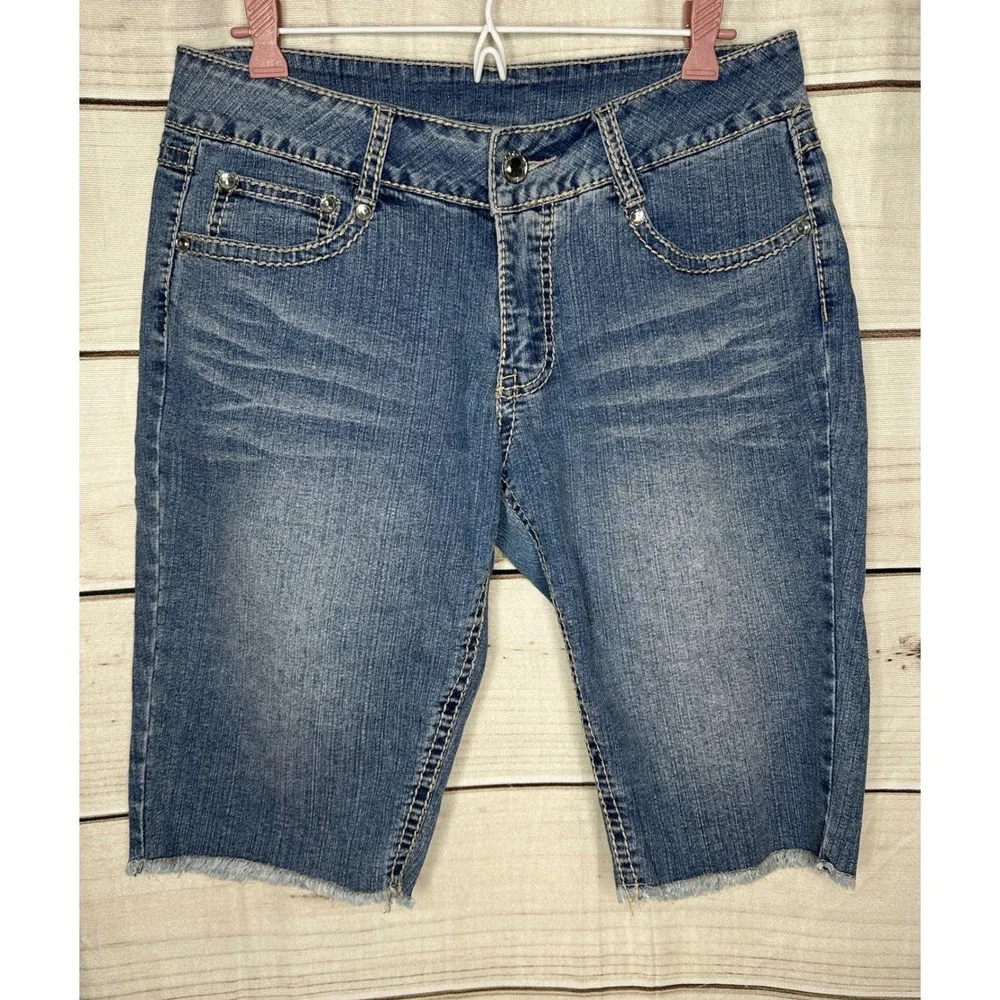 V.S.H. Jeans Bermuda Shorts Women 8 Blue Rhinestone Embellished Y2K Raw Hem